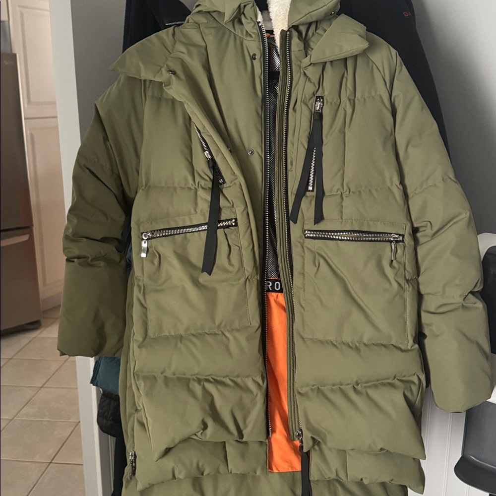 Orolay Women's Thickened Down Jacket winter coat